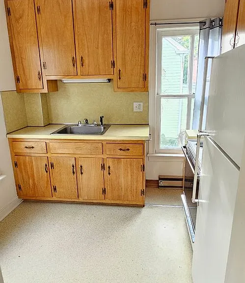 415 Prince St — Photo 11
