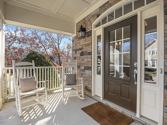 2nd image of 57 Grandwood Cir