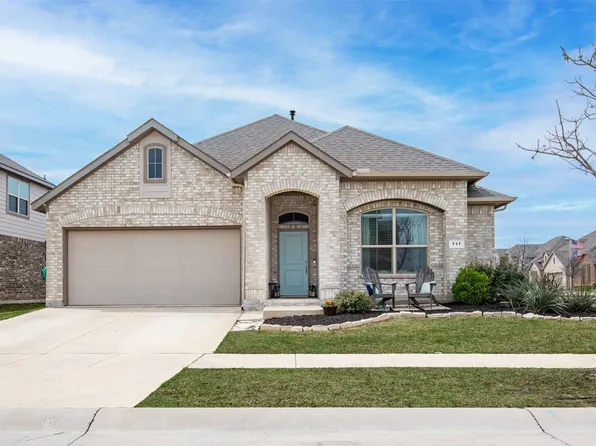 717 Falcon Rd, Argyle, TX 76226