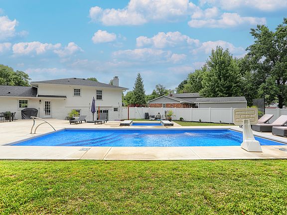 2nd image of 6270 Brixton Ln