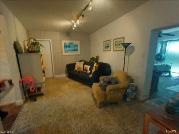 5th image of 21484 Edgewater DR
