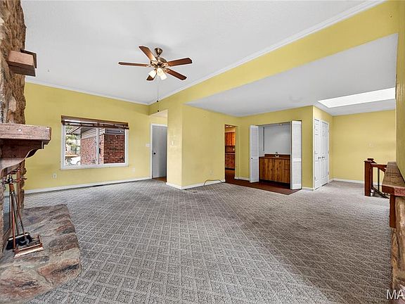 5th image of 11612 Heather Dale Dr