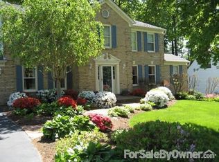 10801 Glen Mist Ln, Fairfax, VA 22030