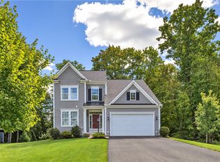 112 Foxtail Ct, Evans City, PA 16033