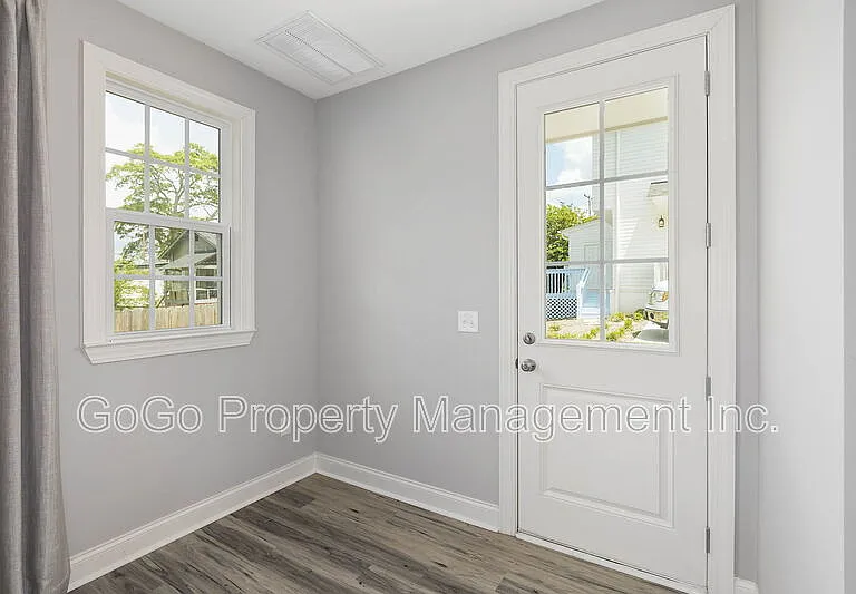 188 Silver Hill St — Photo 19