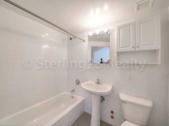 4th image of 31-72 31st St #2H