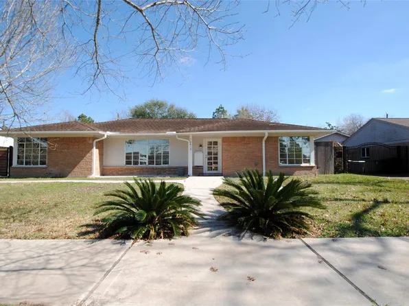 10615 Atwell Dr, Houston, TX 77096