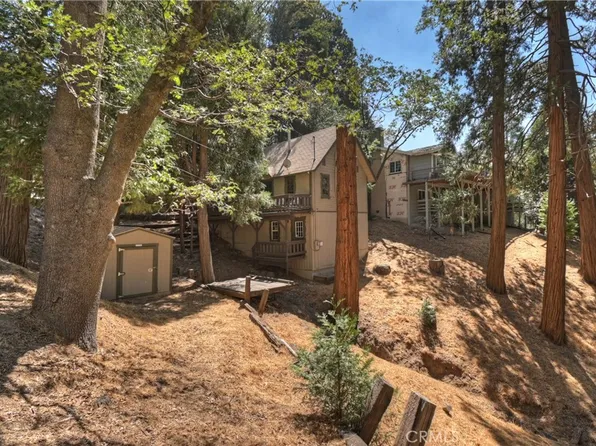 24897 Basel Dr, Crestline, CA 92325