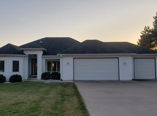 15245 E Fairway Ave, Ettrick, WI 54627