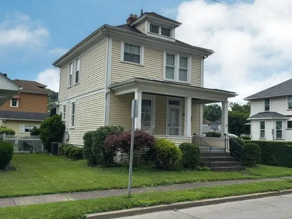 1319 Valley View Avenue, Wheeling, WV 26003