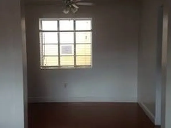 1575 SW 2nd St #2, Miami, FL 33135