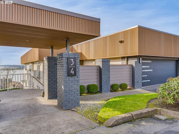 6903 SE Riverside Dr APT 3, Vancouver, WA 98664