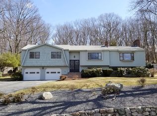 46 Donna Lee Ln, Ashland, MA 01721