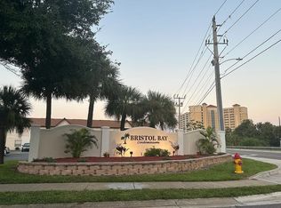 401 Banana Cay Dr APT F, South Daytona, FL 32119