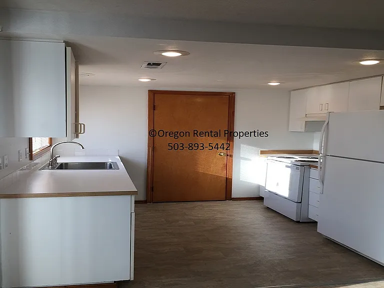 8108 SE Knight St #1 — Photo 17