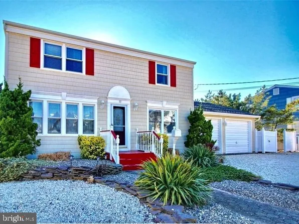 10 W Marshall Ave, Long Beach Township, NJ 08008