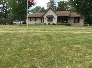 1954 Ole Hickory Rd, Amboy, IL 61310