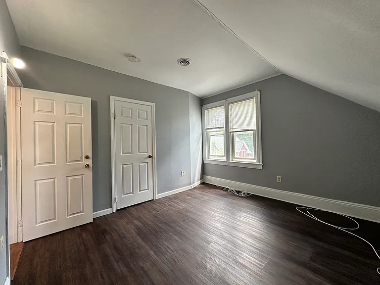 214 Pleasant St #3 — Photo 7