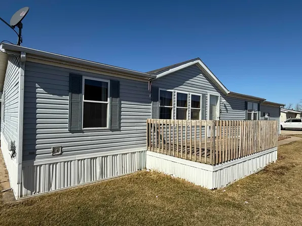 5683 Rockport Rd, Loves Park, IL 61111