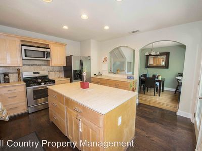 2109 W 10th St, Austin, TX, 78703