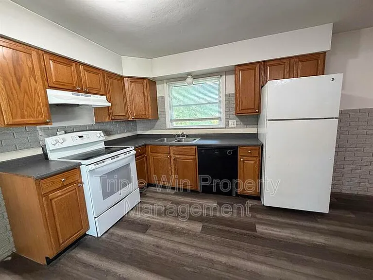 6801 Knoll Ave — Photo 11