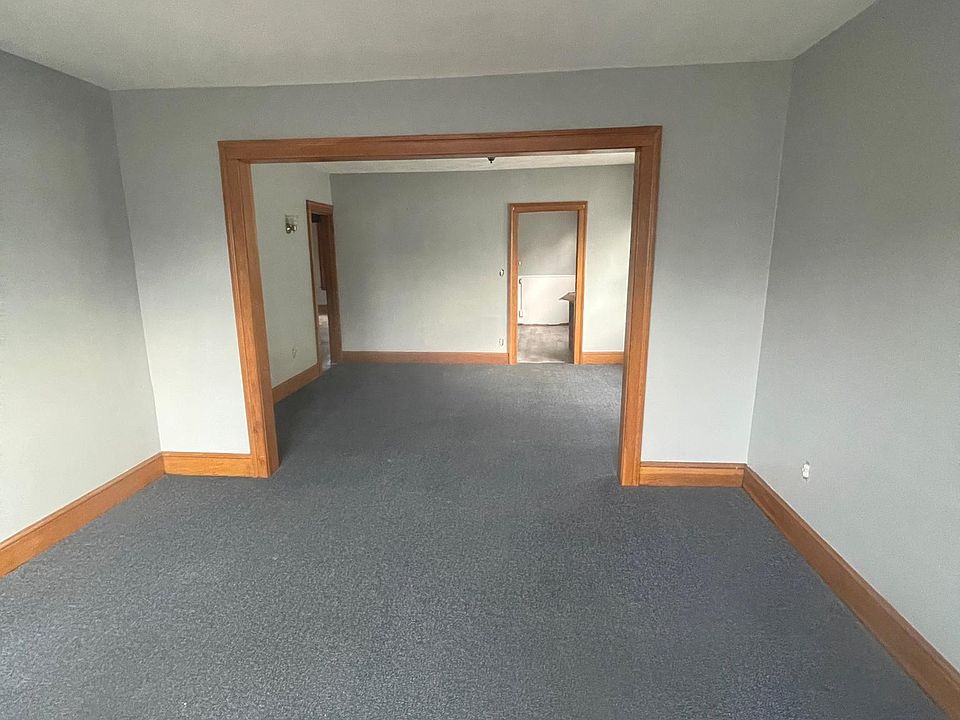1st image of 117 Shuttle Meadow Ave #2