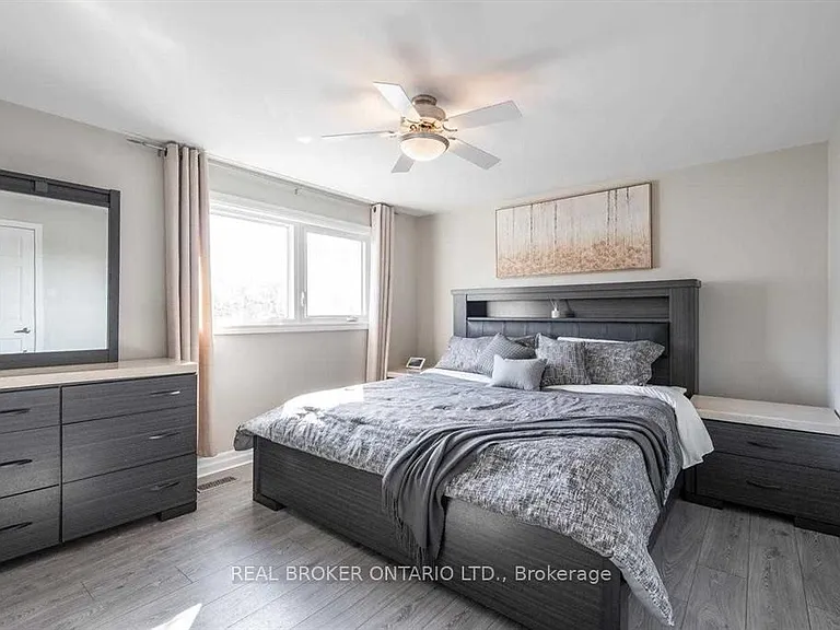 2 Core Cres — Photo 15