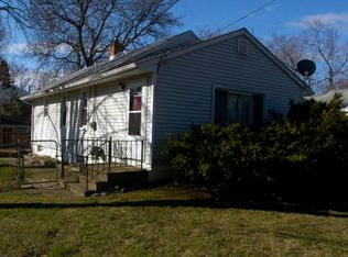 3048 Churchill Rd, Auburn Hills, MI 48326