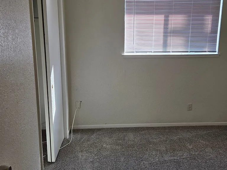 1514 Hayden Ave — Photo 11