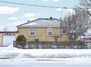 30 Silvercrest Ave, Toronto, ON M8W2S4