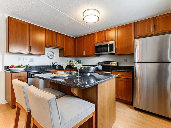 Deluxe Tahoe Kitchen