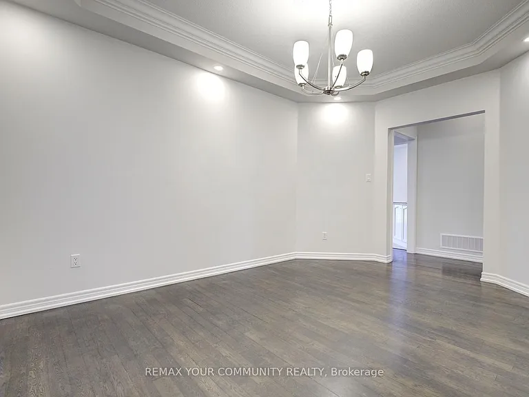 112 Golden Forest Rd — Photo 8