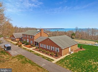 6300 Town Point Rd, Tracys Landing, MD