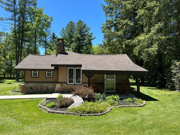 615 Lambertsville Rd, Stoystown, PA 15563