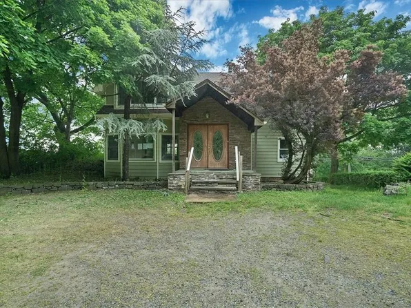 367 N Liberty Drive, Tomkins Cove, NY 10986