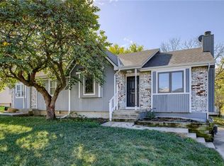 2405 Pearson Cir, Harrisonville, MO 64701