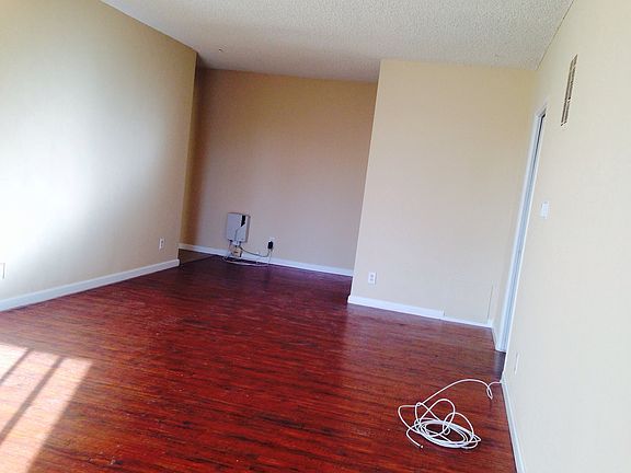 3rd image of 8750 Orion Ave APT 204