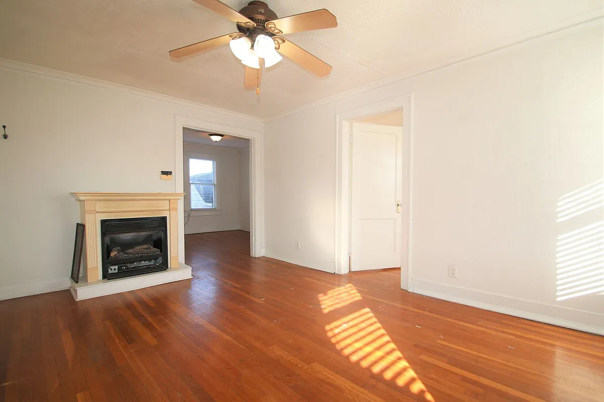 Building Photo - 4800 Bryce Ave #3