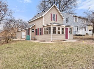 610 6th Ave S, Hopkins, MN 55343