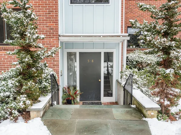 7 Hills Lane #7, Norwalk, CT 06880