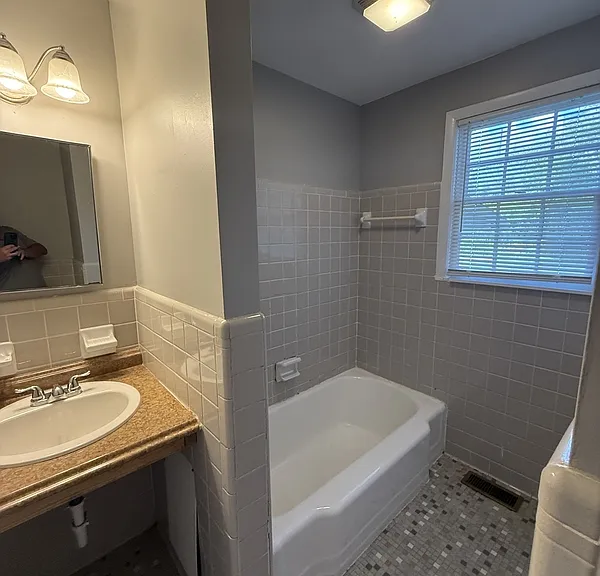4202 Balwin Cir SW — Photo 10
