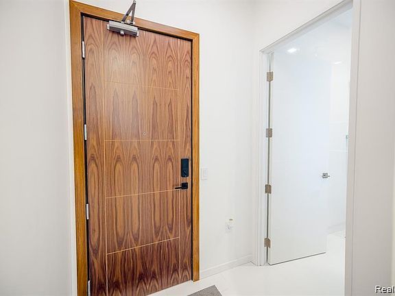 2nd image of 400 S Old Woodward Ave #308