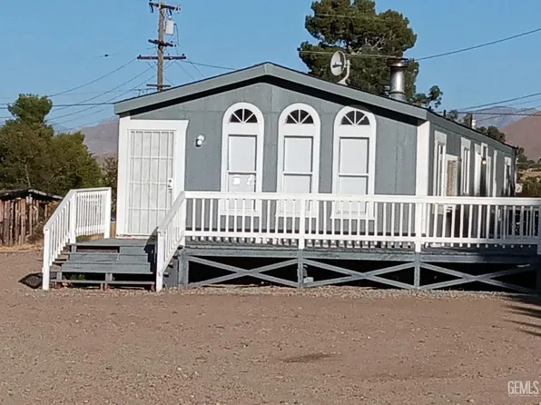 4542 Wallace Ln, Lake Isabella, CA 93240