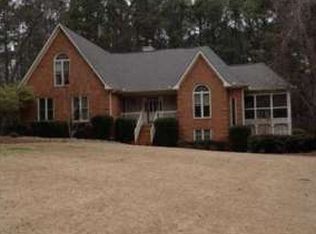 216 Nacoochee Dr, Woodstock, GA