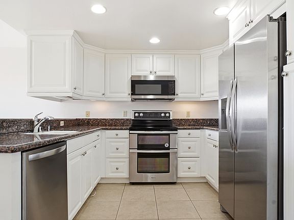 4th image of 7635 Eads Ave Unit 305