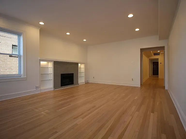 2255 W Huron St — Photo 4