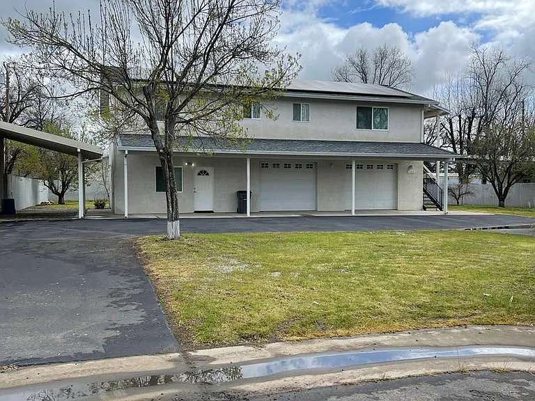 5463 Deschutes Rd — Photo 47
