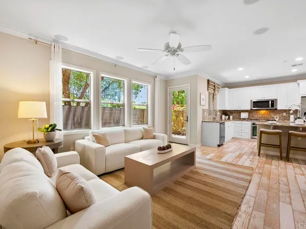 8405 Christopher Ridge Ter, San Diego, CA 92127