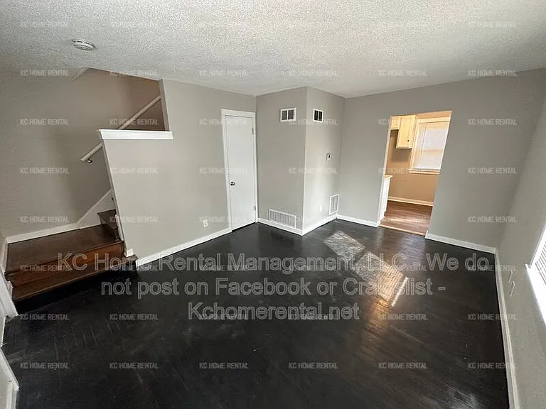 4031 Wabash Ave — Photo 11