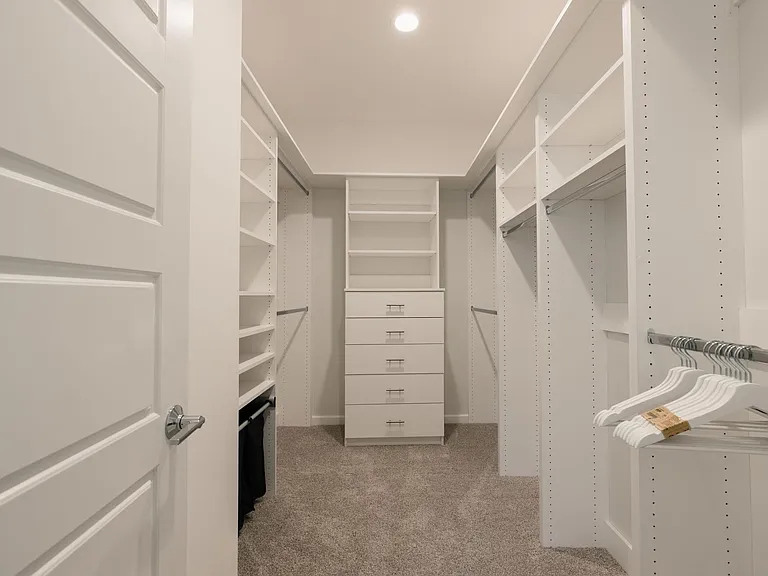 2707 Majestic Way — Photo 24